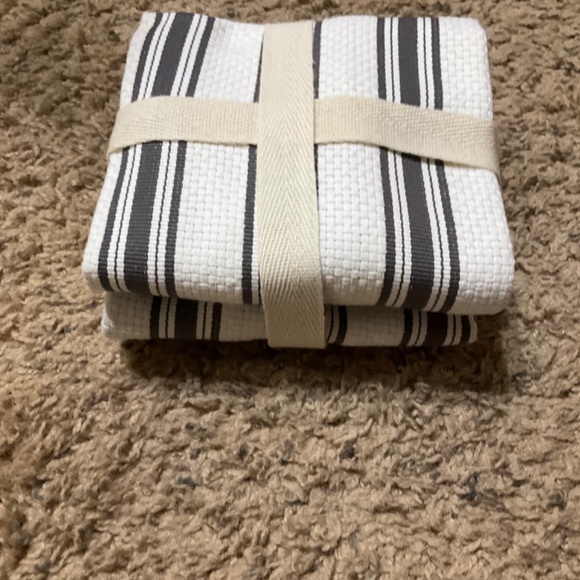 GROVE CO. Kitchen Towels Fog Grey 2 Pack - Picture 3 of 7